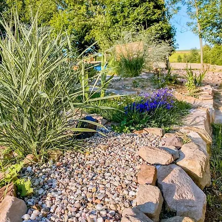 Dom wakacyjny W Starym Sadzie Radkow