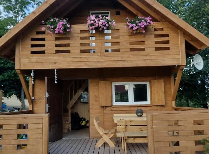 W Starym Sadzie 別荘