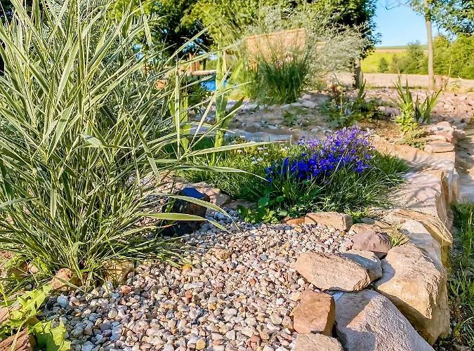 別荘 W Starym Sadzie ラトクフ